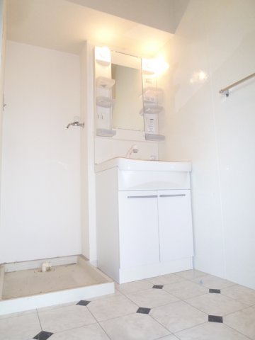 洗面設備　広い洗面スペース