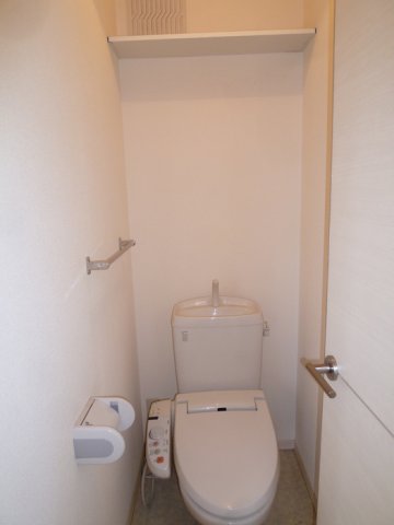 トイレ　ゆったりとした空間のトイレです