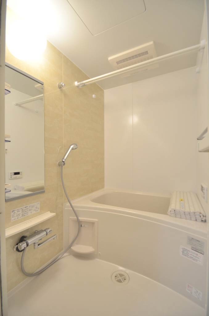 バス・シャワールーム　類似物件写真になります