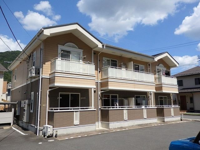 建物外観　落ち着いた雰囲気の外観です