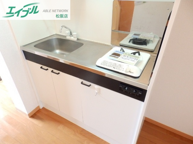 キッチン　同型参考写真