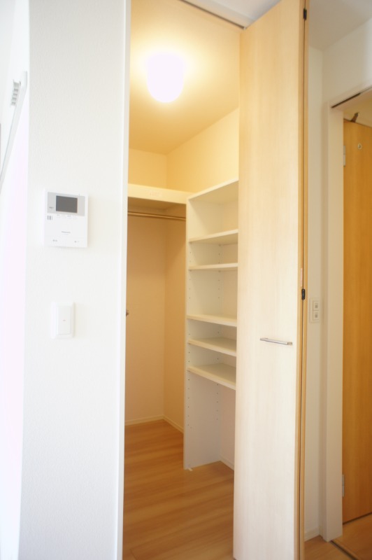 収納　図面と現状に相違がある場合には現状を優先