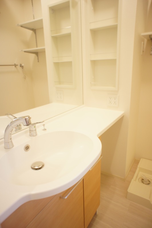 洗面設備　図面と現状に相違がある場合には現状を優先