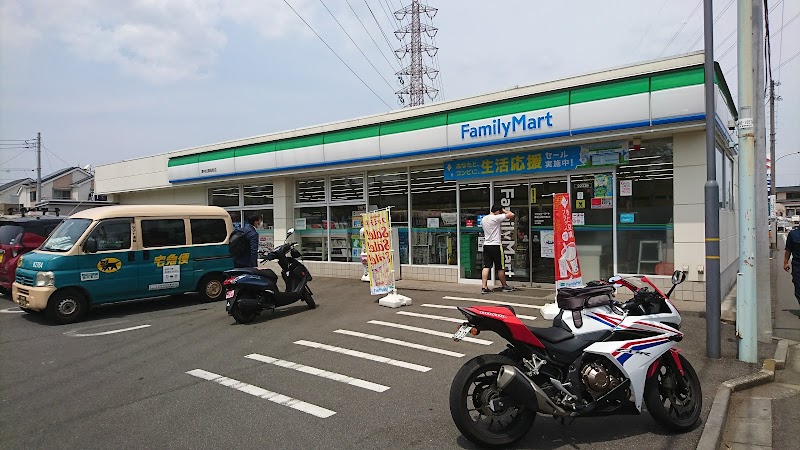 コンビニ　ファミリーマート 東村山廻田町店（コンビニ）まで383m