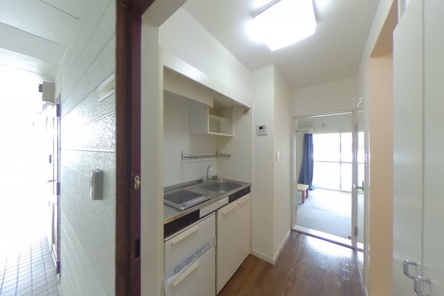 キッチン　2022年6月撮影※現況を優先します