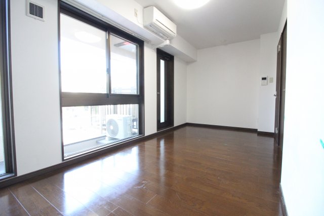 その他部屋・スペース　洋室８帖