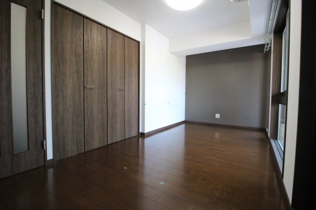 居室・リビング　洋室８帖