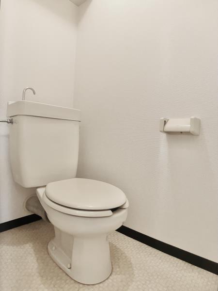 トイレ　シンプルで使いやすいトイレです