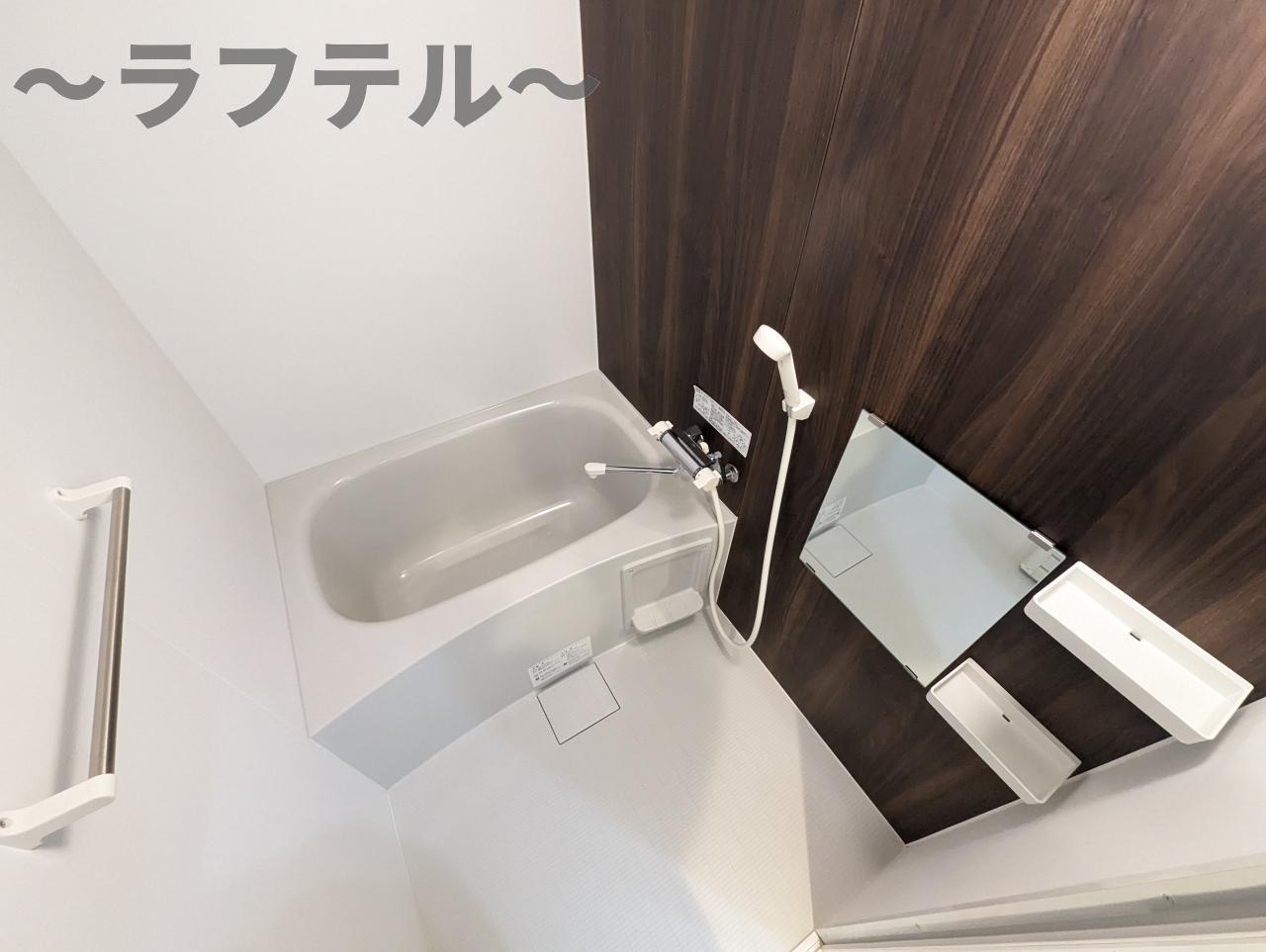 バス・シャワールーム　別部屋イメージ写真