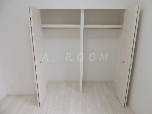 収納　広いクローゼット