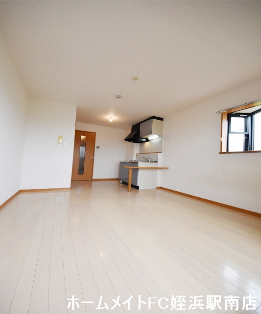 居室・リビング　★洋室は8.5帖の広さです♪★参考写真