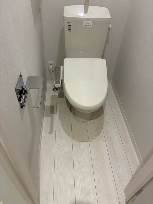 トイレ　※同タイプ