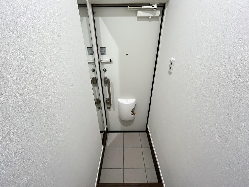 玄関　別タイプ参考写真です