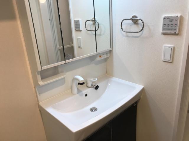 洗面設備　洗髪洗面化粧台（イメージ）