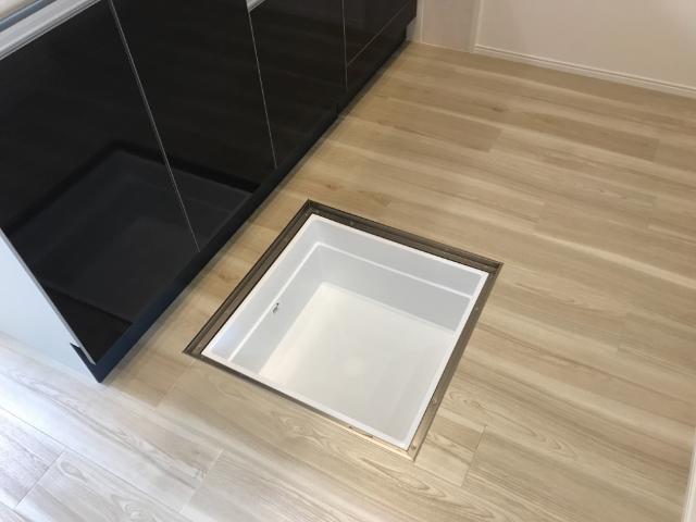 収納　床下収納（イメージ）