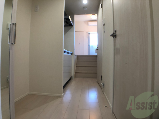 玄関　玄関から見た景色ですイメージ出来ますか。