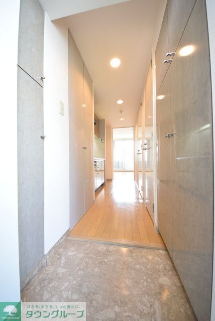 玄関　お問合せはタウンハウジングまで！※現地待合わせ相談可能