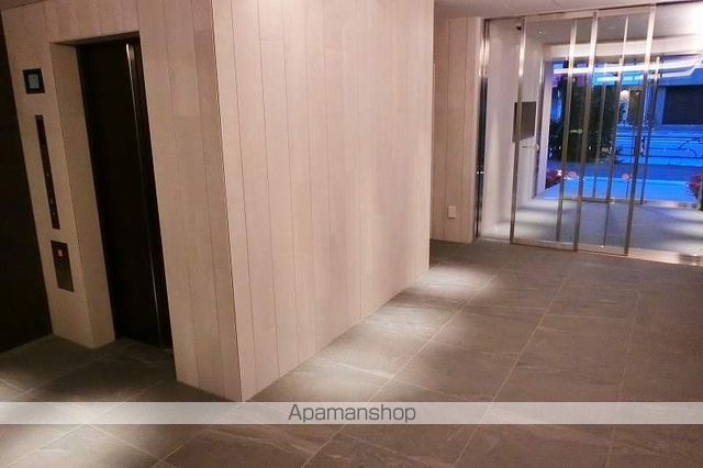 ロビー　ロビー