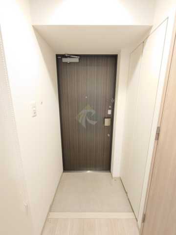 玄関　CASA EST CORTA