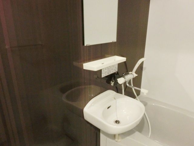 洗面設備　★お風呂と一緒で便利な洗面台です★