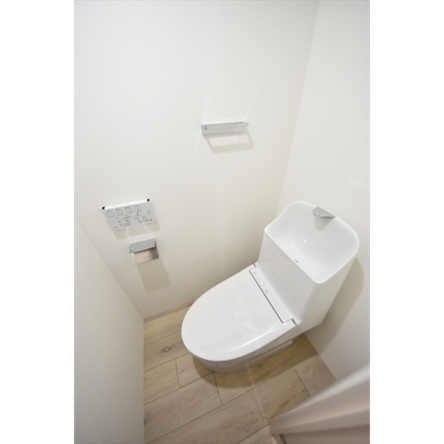 トイレ　内装もきれいです