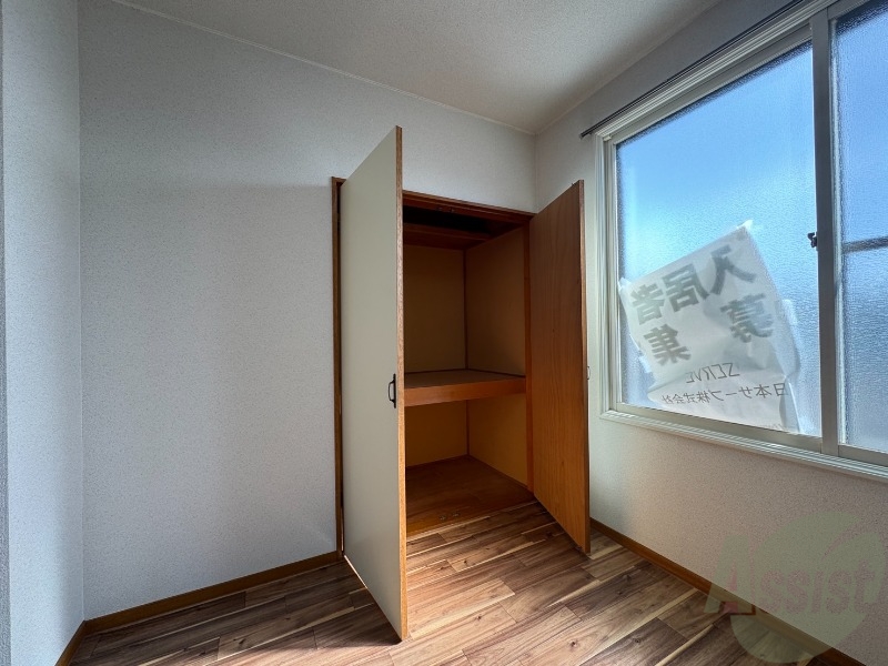 収納　こちらは収納です。物をしまう事ができますね！