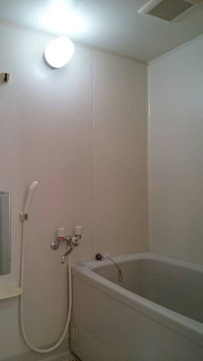 バス・シャワールーム　浴室