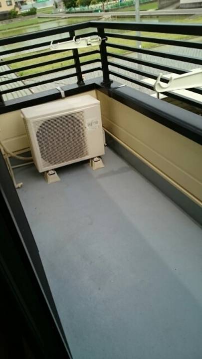 バルコニー　バルコニー