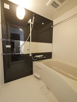 バス・シャワールーム　追い焚き風呂です