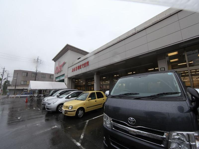 スーパー　バロー港東通店（スーパー）まで400m