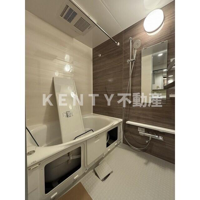 バス・シャワールーム　ゆったり過ごせるお風呂です