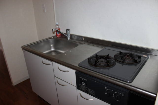 キッチン　※別のお部屋の写真です。