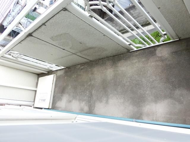 バルコニー　南向きのバルコニー