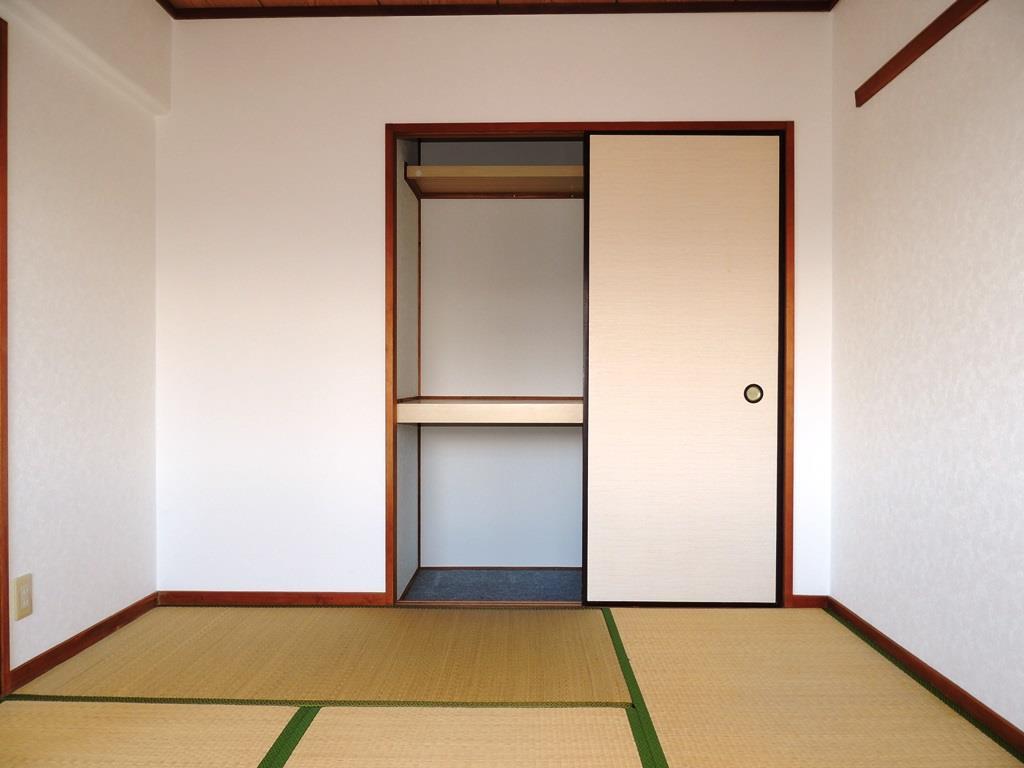収納　和室の収納（押入）です。