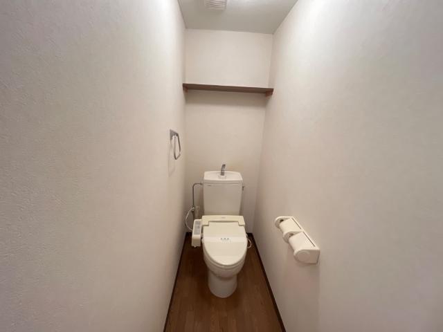 トイレ　シャワー付トイレ