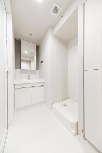 洗面設備　※写真は同タイプ住戸です。