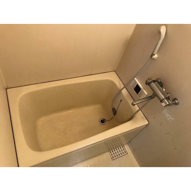 バス・シャワールーム　現況優先