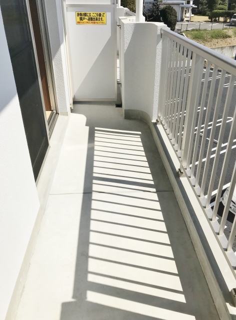 バルコニー　※同タイプの部屋写真です