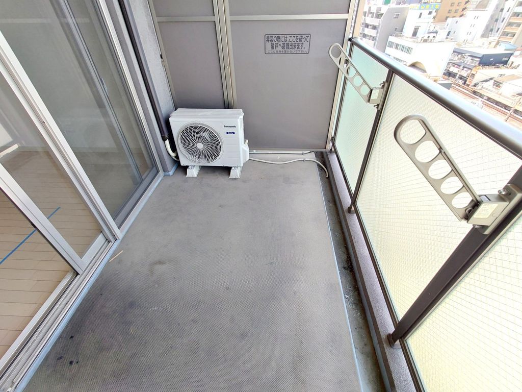 バルコニー　バルコニー