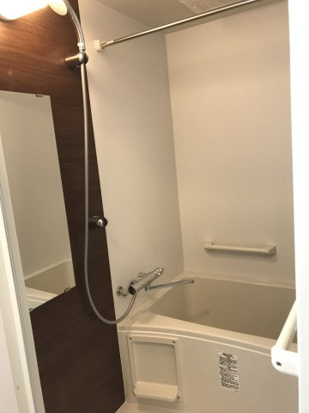 バス・シャワールーム　風呂