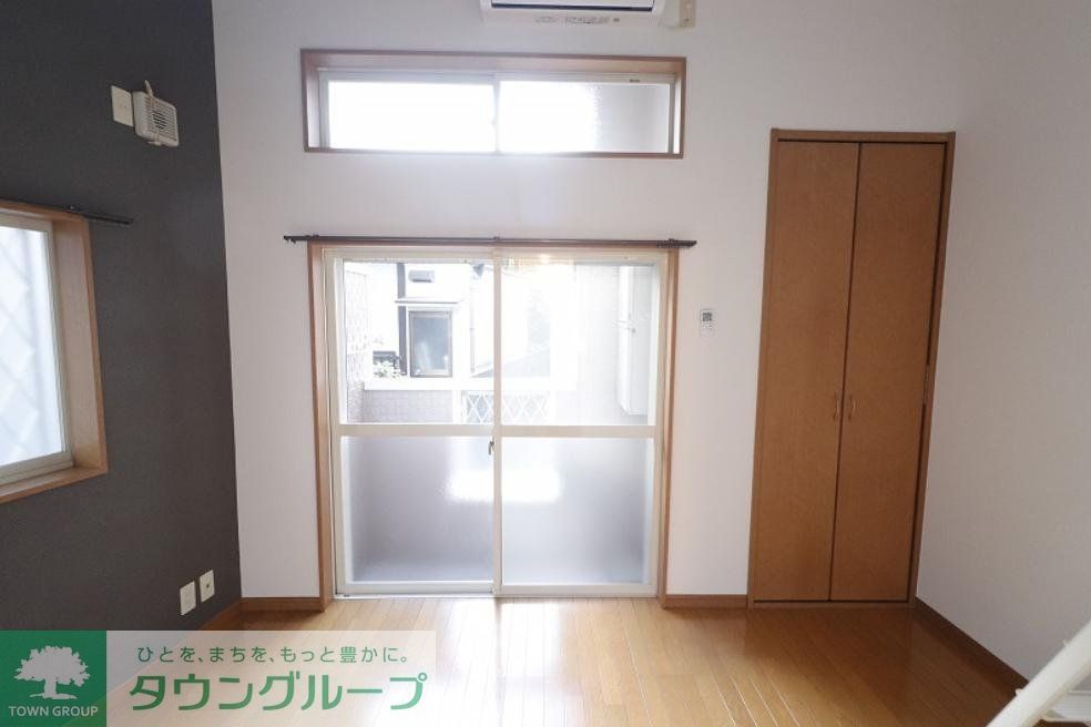 居室・リビング　収納