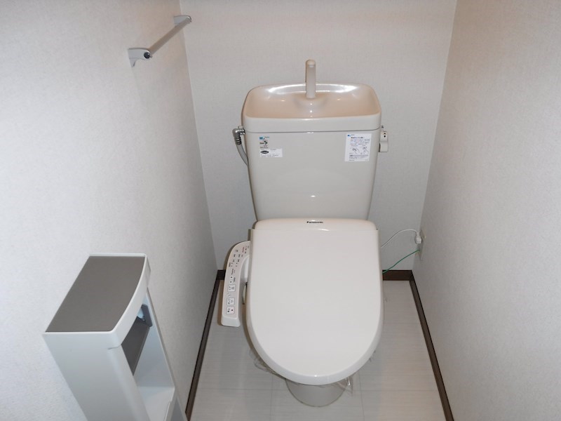 トイレ　写真は類似部屋