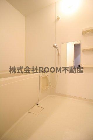 バス・シャワールーム　日々の疲れを癒すお風呂付です