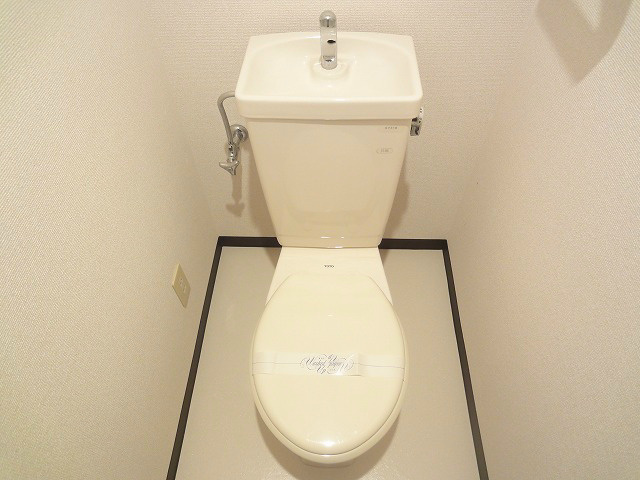 トイレ　清潔感のあるトイレです。