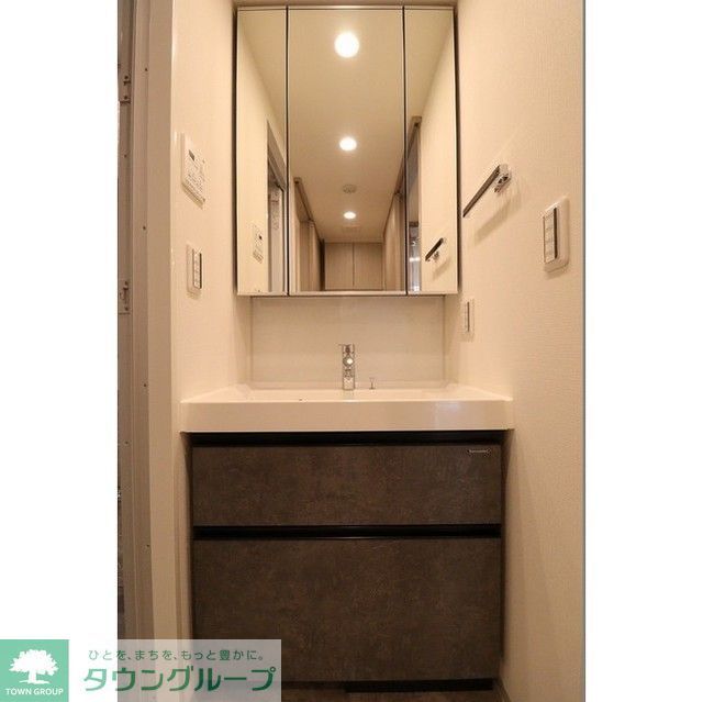 洗面設備　お部屋探しは株式会社　タウンハウジング　までお気軽にお問合…