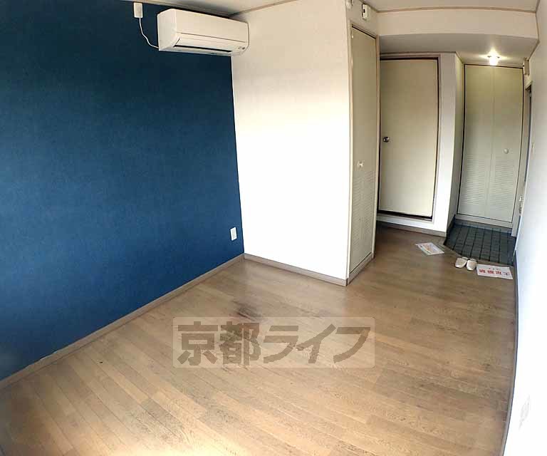 居室・リビング　フローリングで綺麗です