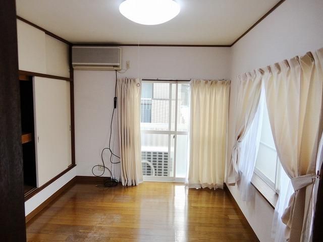 居室・リビング　★明るい洋室です★