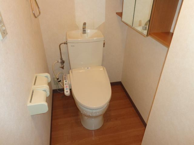 トイレ　シャワー付トイレ