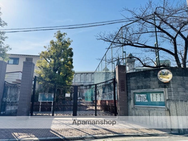 大学・短大　大阪キリスト教短期大学キャリアセンター（大学・短大）まで657m