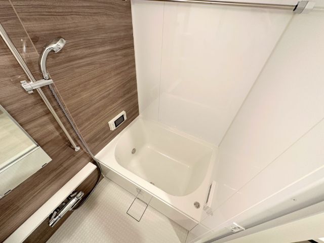 バス・シャワールーム　別号室の参考写真